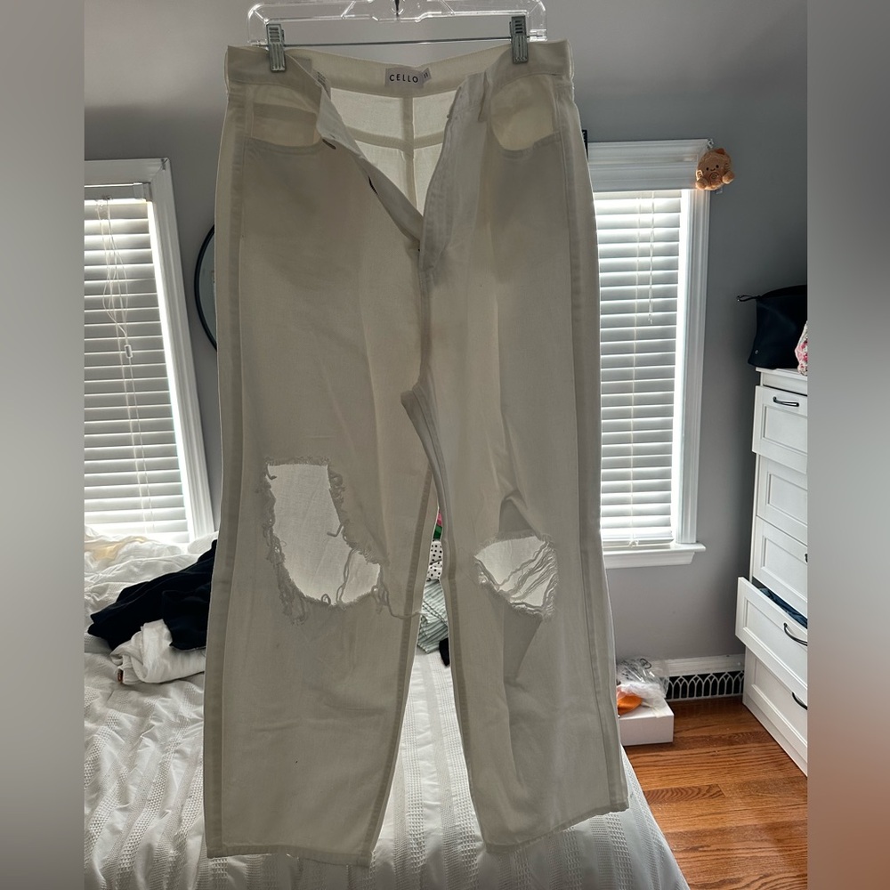 White Ripped Jeans